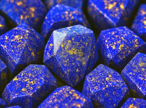 Il Lapislazzuli: il cristallo della saggezza e della verita' interiore. La gemma del cielo stellato 24 lapis-bello